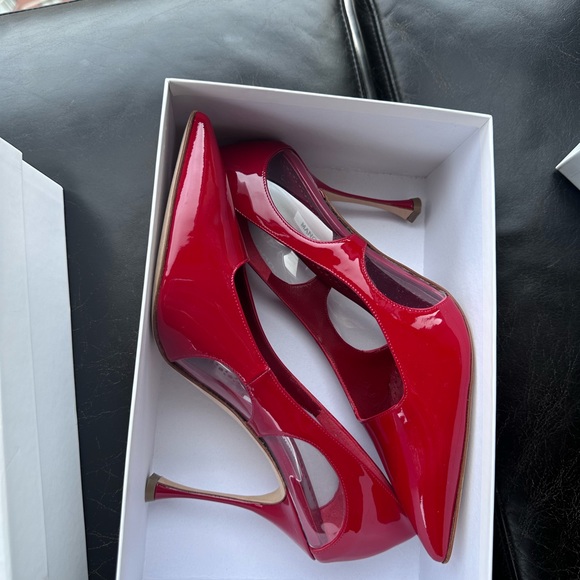 Manolo Blahnik heels - Picture 2 of 2